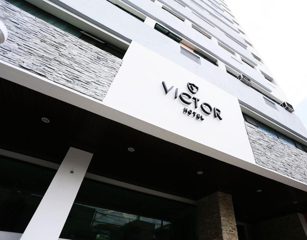 The Victor Hotel Makati City Luaran gambar