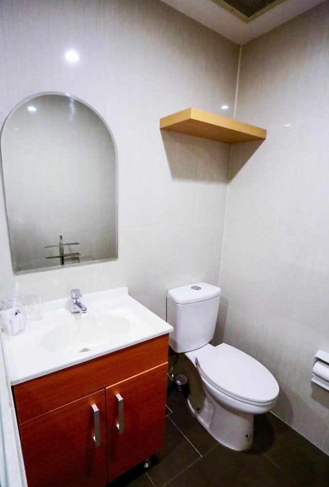 The Victor Hotel Makati City Luaran gambar