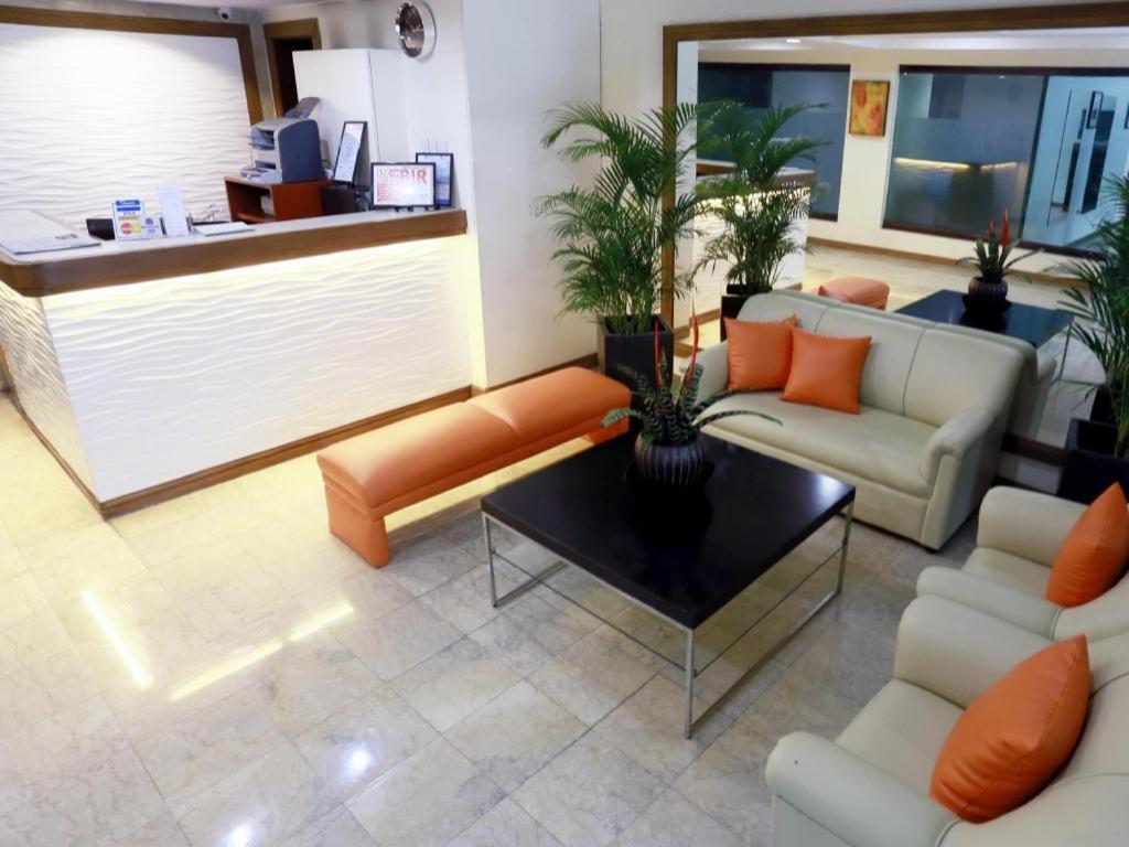 The Victor Hotel Makati City Luaran gambar