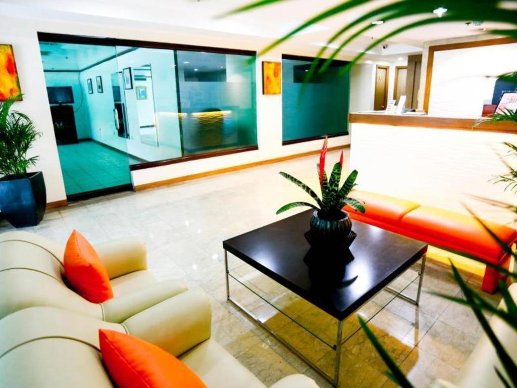 The Victor Hotel Makati City Luaran gambar