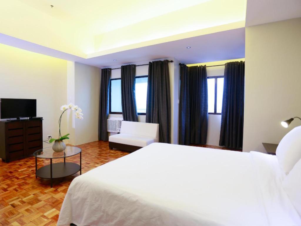 The Victor Hotel Makati City Luaran gambar
